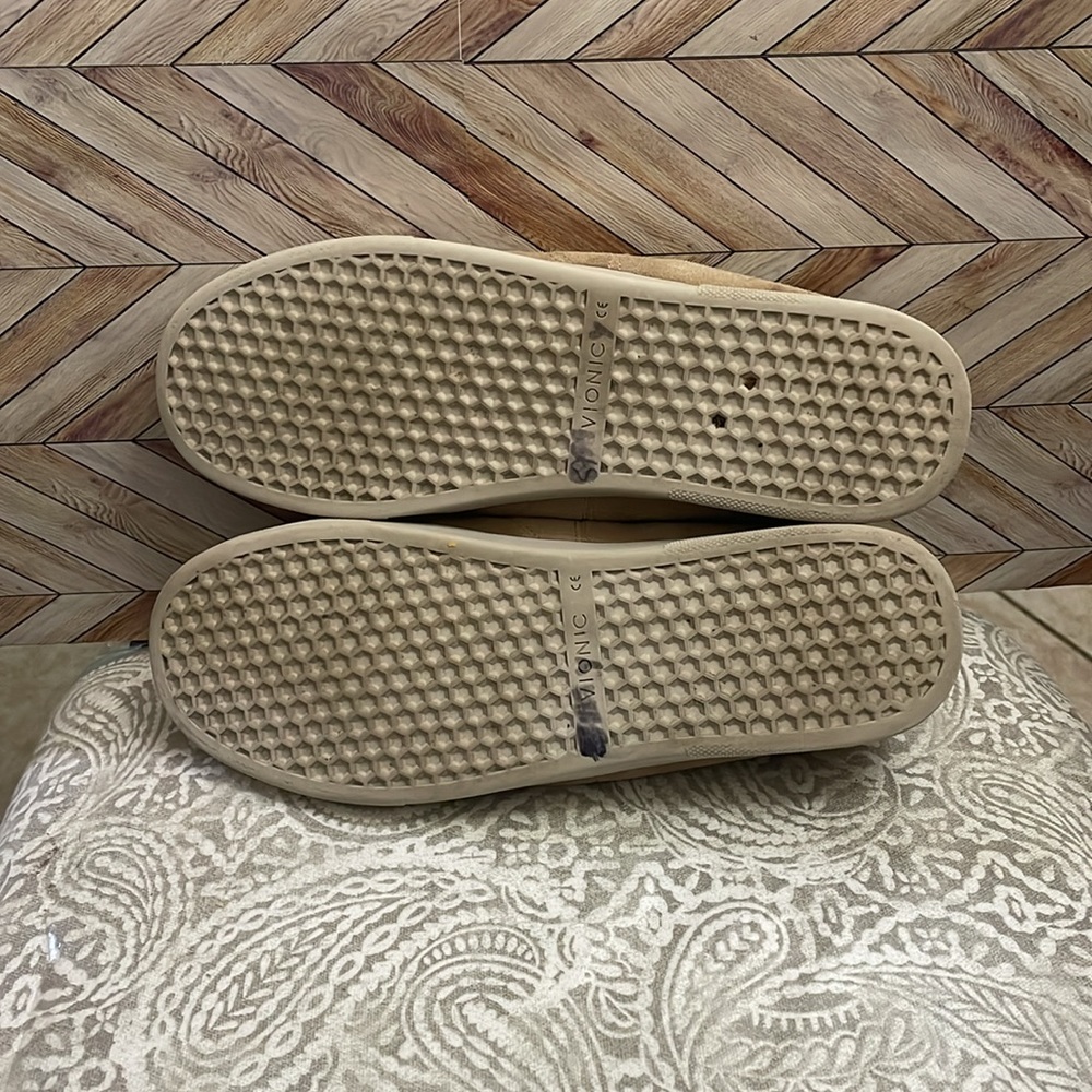 Vionic Jean Suede Sneakers Women Size 9.5 Slip On Leather Taupe Comfort Casual - Picture 8 of 9